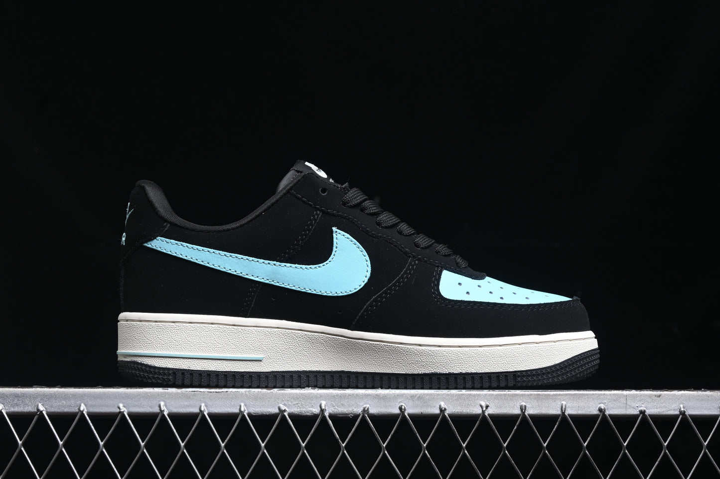 Low Black & blue Air Force 1'07